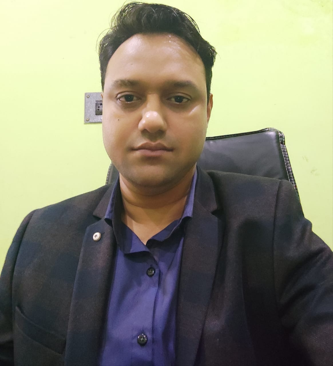 Dr. Dr Bablu Sharma